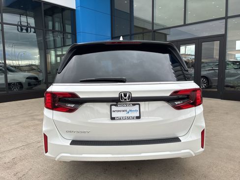 New 2026 Honda Odyssey EX-L image 6