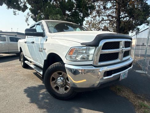 Used 2017 RAM 2500 ST w/ SXT Appearance Group AWD/4WD image 2