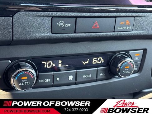 Used 2024 Nissan Frontier SV w/ Technology Package AWD/4WD image 18