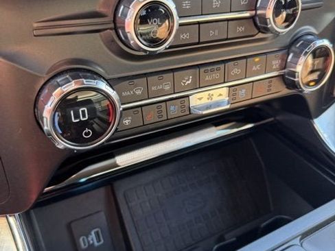 Used 2021 Ford F150 King Ranch w/ Equipment Group 601A High image 23