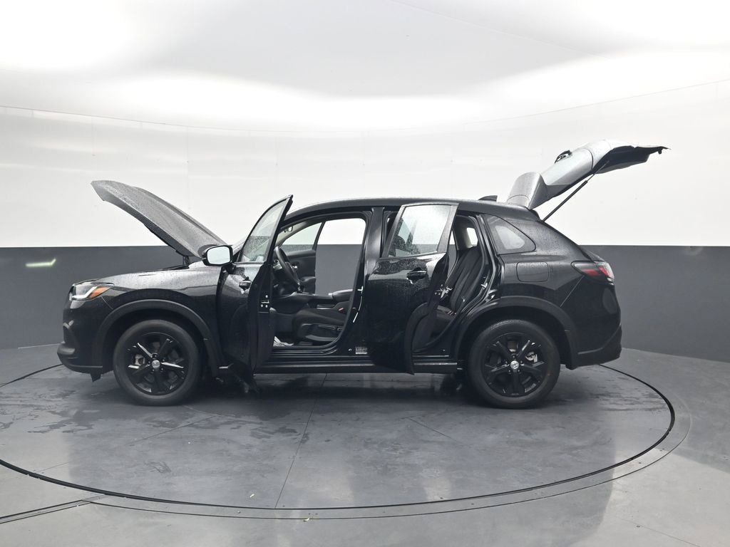 Used 2024 Honda HR-V LX image 43