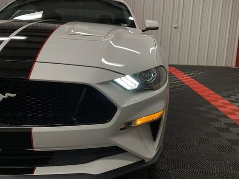 Used 2022 Ford Mustang GT Premium image 9