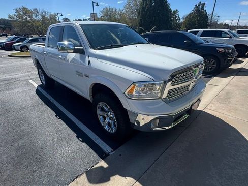 Used 2017 RAM 1500 Laramie w/ Convenience Group image 3