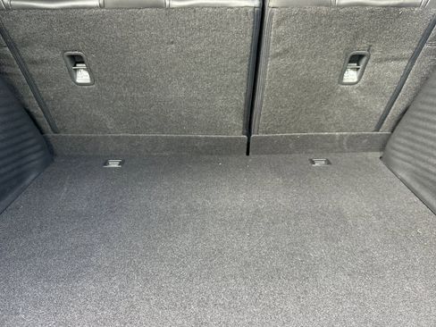 Used 2024 Honda HR-V EX-L image 32