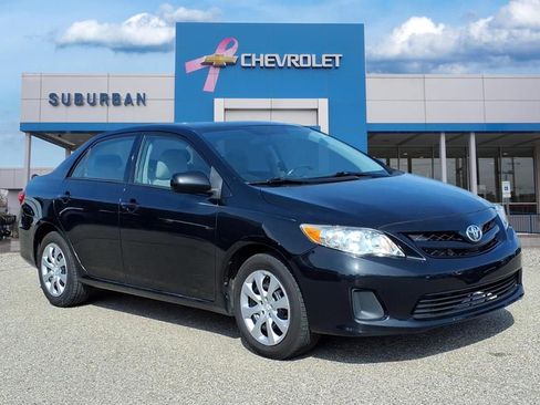 Used 2012 Toyota Corolla LE FWD image 3
