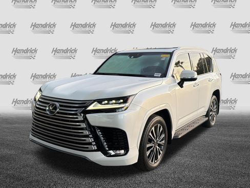 Used 2022 Lexus LX 600 4WD w/ Interior Upgrade Package image 5