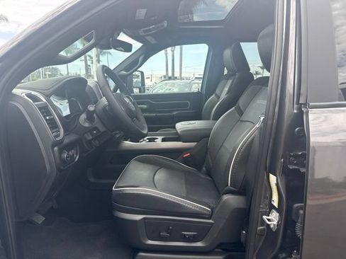 Used 2025 RAM 2500 Laramie AWD/4WD image 7