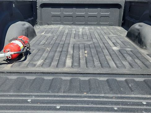 Used 2022 RAM 2500 Tradesman w/ Chrome Appearance Group AWD/4WD image 24