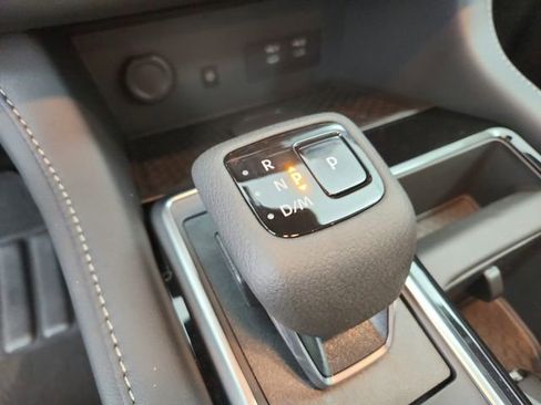 New 2026 Nissan Pathfinder SL FWD image 28