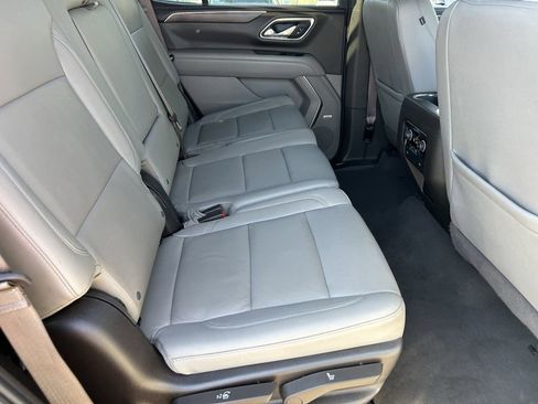Used 2024 Chevrolet Tahoe LT RWD image 14