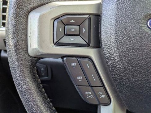 Used 2015 Ford F150 Lariat w/ Equipment Group 502A Luxury AWD/4WD image 5
