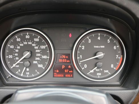 Used 2013 BMW 328i Convertible RWD image 29