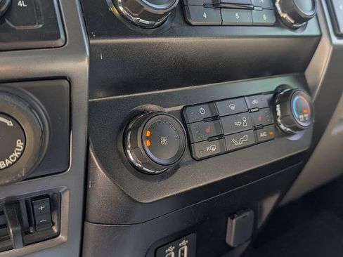 Used 2019 Ford F150 XLT w/ Equipment Group 302A Luxury AWD/4WD image 26