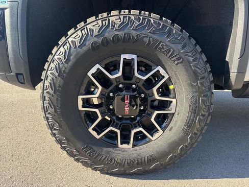 New 2026 GMC Sierra 2500 AT4X AWD/4WD image 30