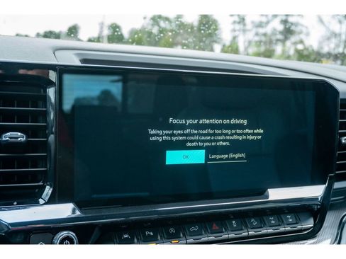 Used 2023 Chevrolet Silverado 1500 ZR2 w/ Technology Package image 22