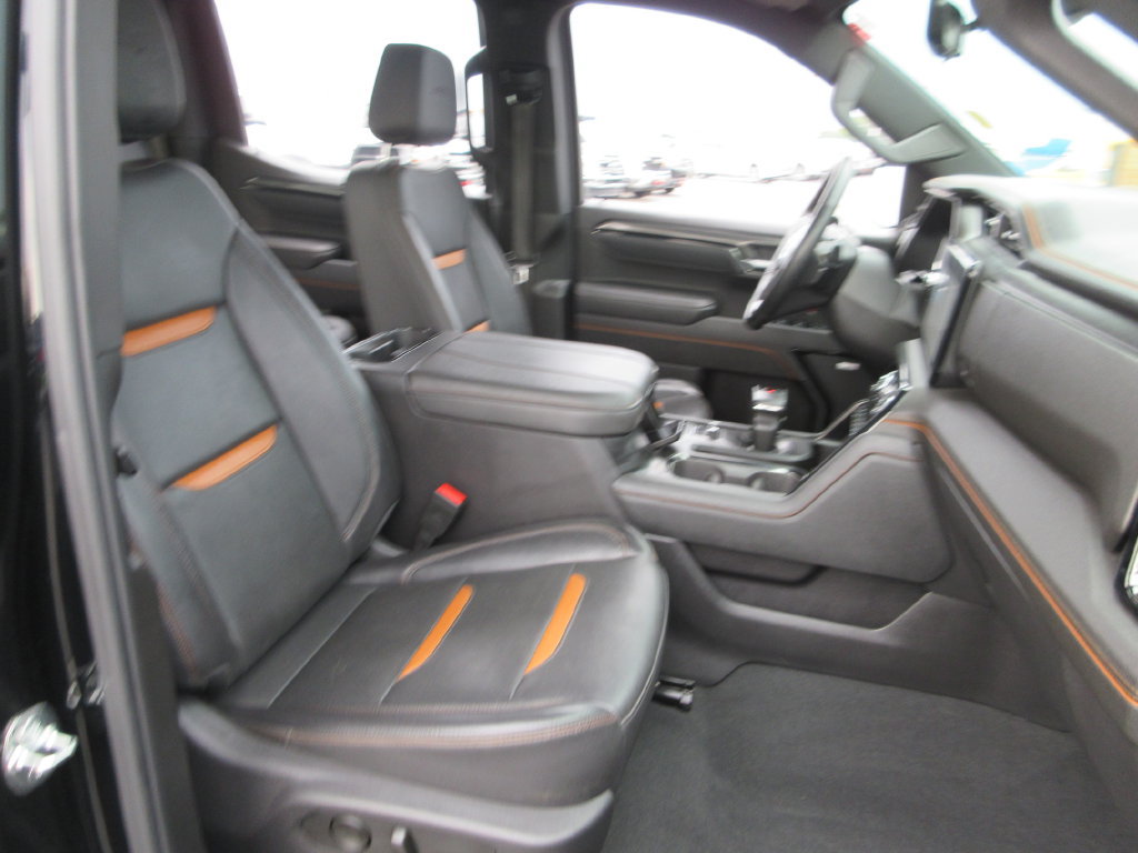 Certified 2025 GMC Sierra 1500 AT4 w/ AT4 Premium Package AWD/4WD image 25
