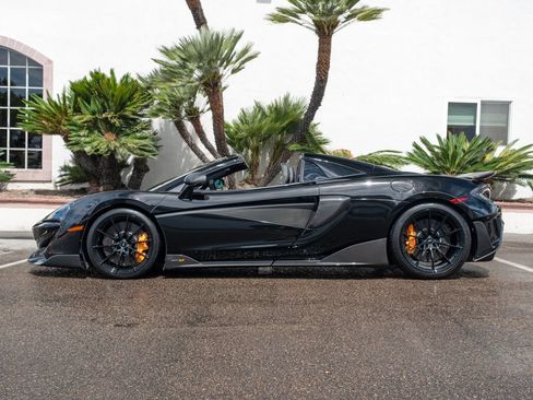 Used 2020 McLaren 600LT Spider RWD image 21