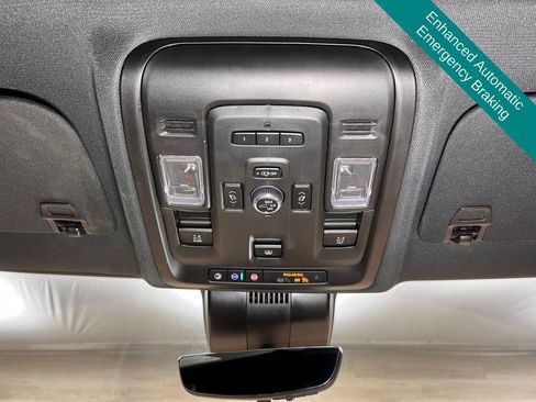 Used 2024 Chevrolet Suburban Premier w/ Premium Package 2 AWD/4WD image 16