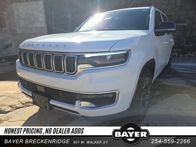 Used 2024 Jeep Wagoneer Series III AWD/4WD image 1