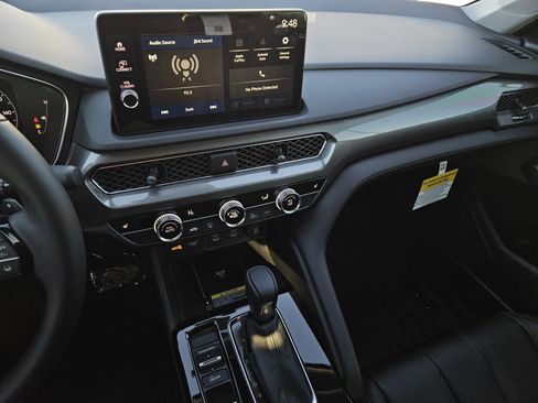 New 2026 Acura Integra FWD image 16