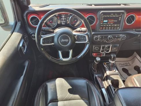 Used 2021 Jeep Wrangler Unlimited Rubicon AWD/4WD image 18
