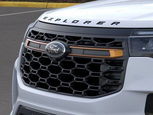 Used 2026 Ford Explorer Tremor AWD/4WD image 22