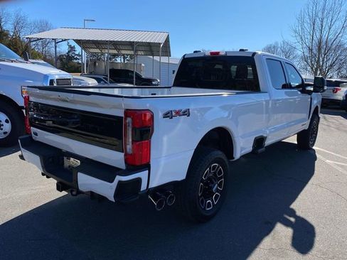 New 2025 Ford F250 Platinum image 30