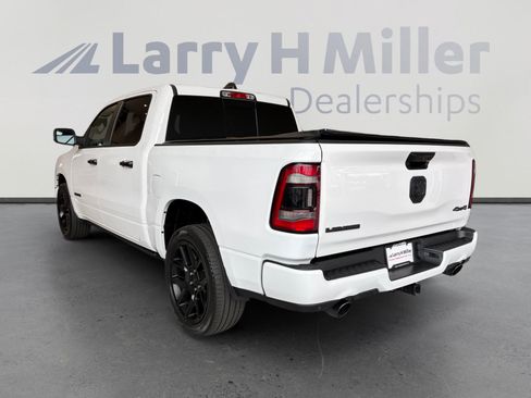 Used 2023 RAM 1500 Laramie AWD/4WD image 3