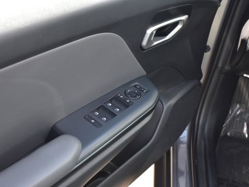 Used 2025 Kia K4 LXS image 26