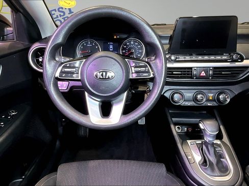 Used 2021 Kia Forte LXS FWD image 9