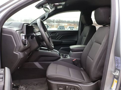 Used 2024 Chevrolet Colorado Trail Boss w/ Technology Package image 11