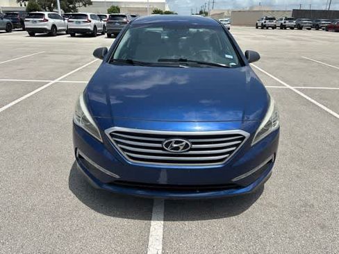 Used 2015 Hyundai Sonata SE w/ Option Group 09 FWD image 8