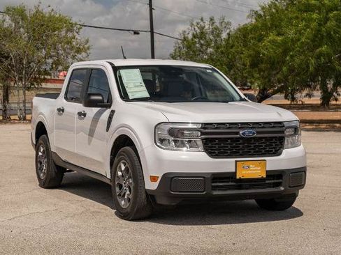 Certified 2024 Ford Maverick XLT FWD image 2