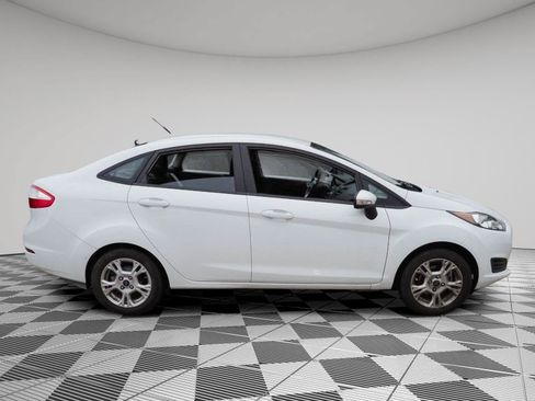 Used 2014 Ford Fiesta SE FWD image 6