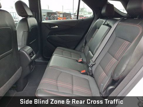 Used 2023 Chevrolet Equinox RS FWD image 13
