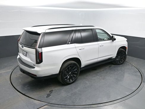Used 2023 Cadillac Escalade Sport Platinum w/ LPO, ONYX Package image 45
