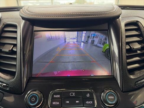 Used 2015 Chevrolet Impala LTZ image 20