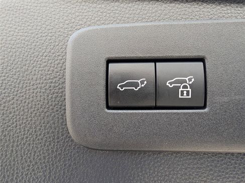 Certified 2024 Lexus GX 550 GX 550 Premium w/ Accessory Package (Z1) image 15