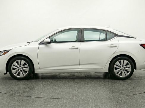 Used 2025 Nissan Sentra S image 5