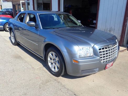Used 2007 Chrysler 300 image 20