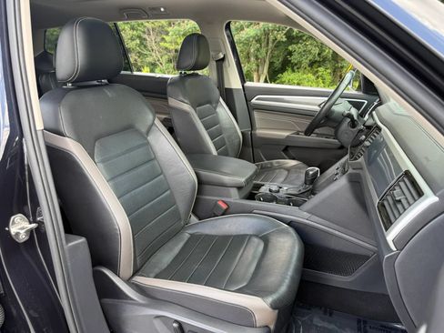 Used 2022 Volkswagen Atlas SEL Premium AWD/4WD image 30