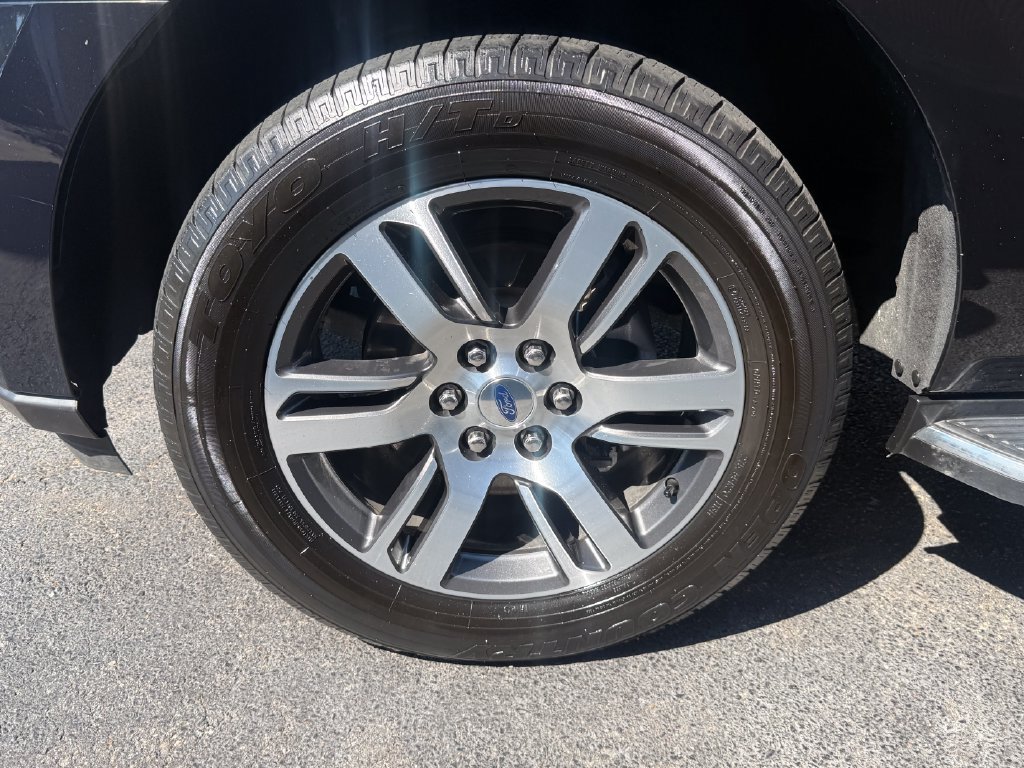 Used 2023 Ford Expedition Max XLT AWD/4WD image 44