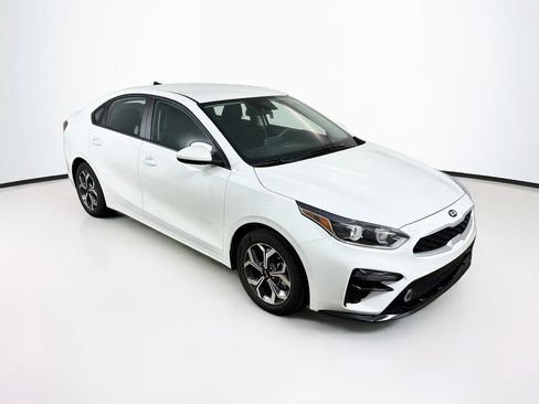Used 2021 Kia Forte LXS FWD image 3