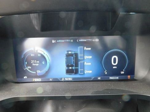 Used 2023 Ford F150 Lightning XLT image 39