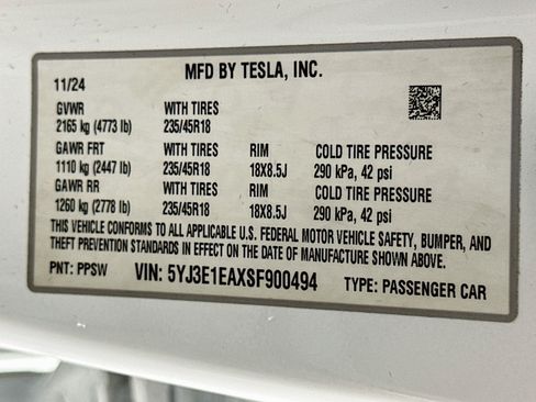 Used 2025 Tesla Model 3 Long Range RWD image 12