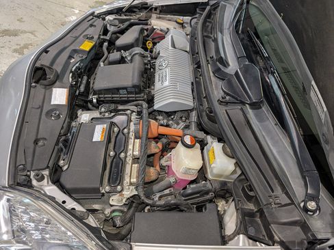 Used 2015 Toyota Prius Three image 49