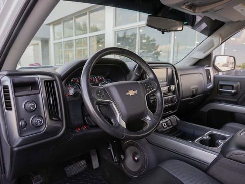 Used 2017 Chevrolet Silverado 1500 LT AWD/4WD image 27