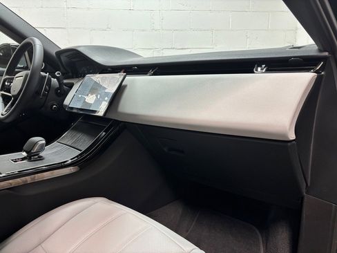 New 2026 Land Rover Range Rover Evoque S image 30