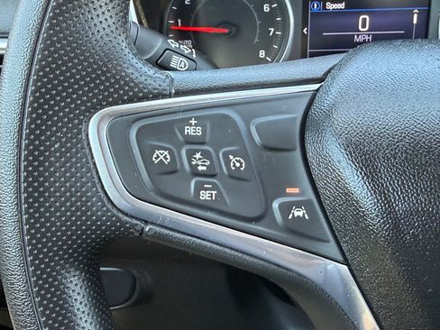 Used 2020 Chevrolet Equinox LT FWD image 15
