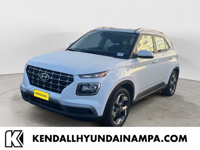 Used 2022 Hyundai Venue SEL FWD image 1